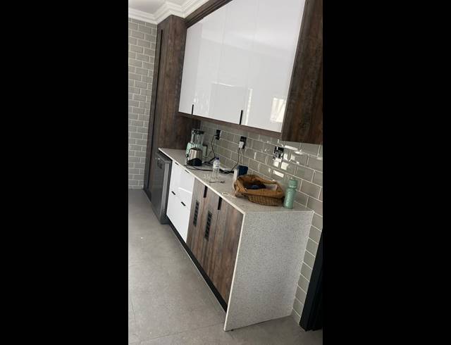 4 BEDROOM HOUSE FOR SALE IN RYNFIELD
